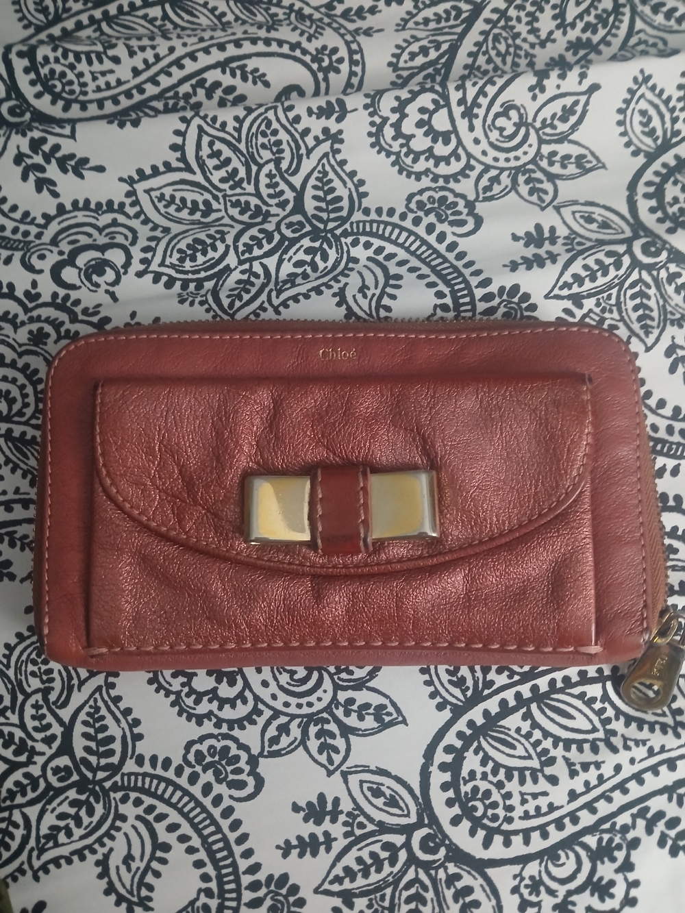 Chloé Red Leather Zip Wallet with Gold Bow Accent